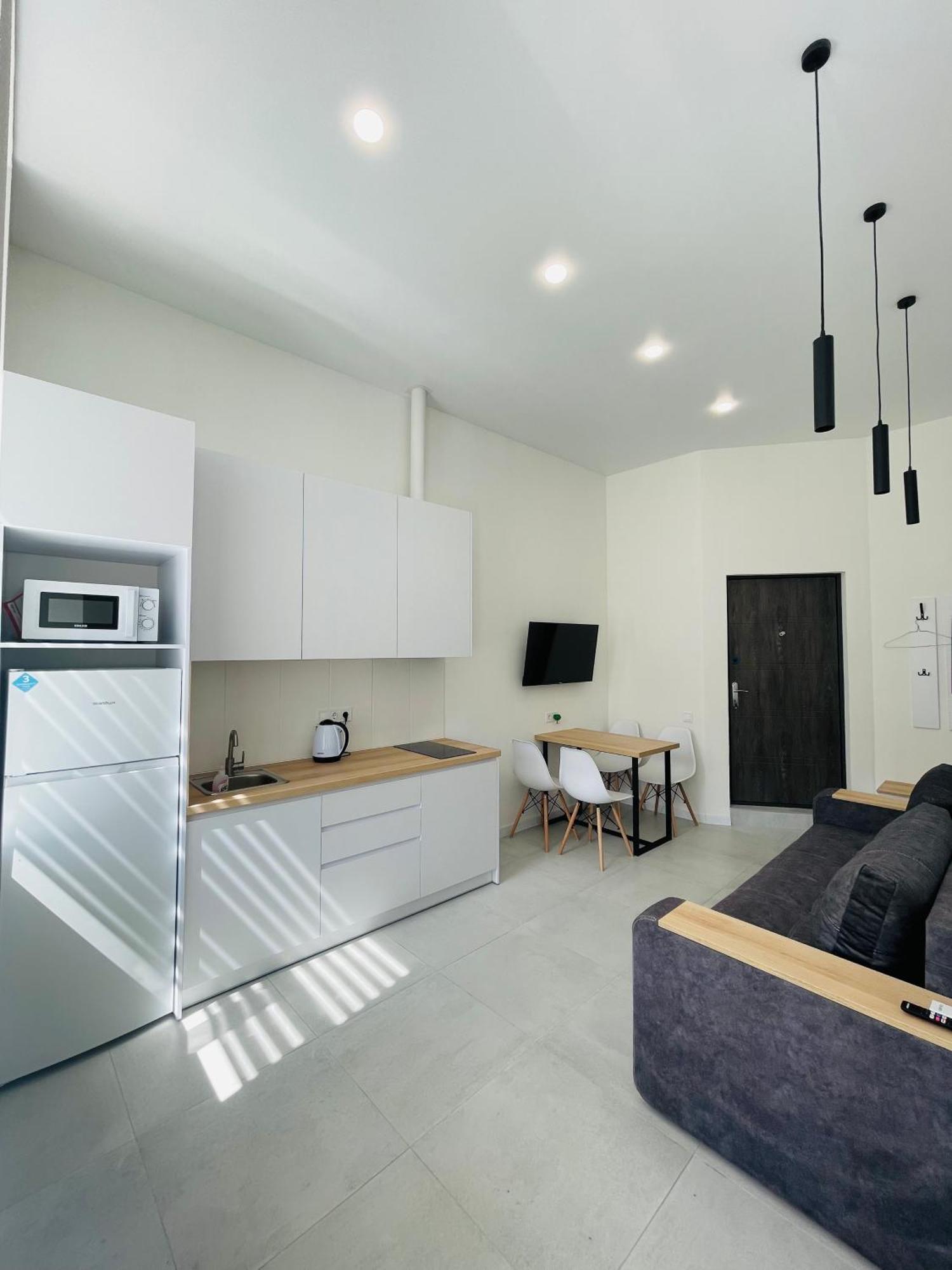 Apartment For Rent In The City Center Of Kharkiv K18 Elinaflats Exterior photo