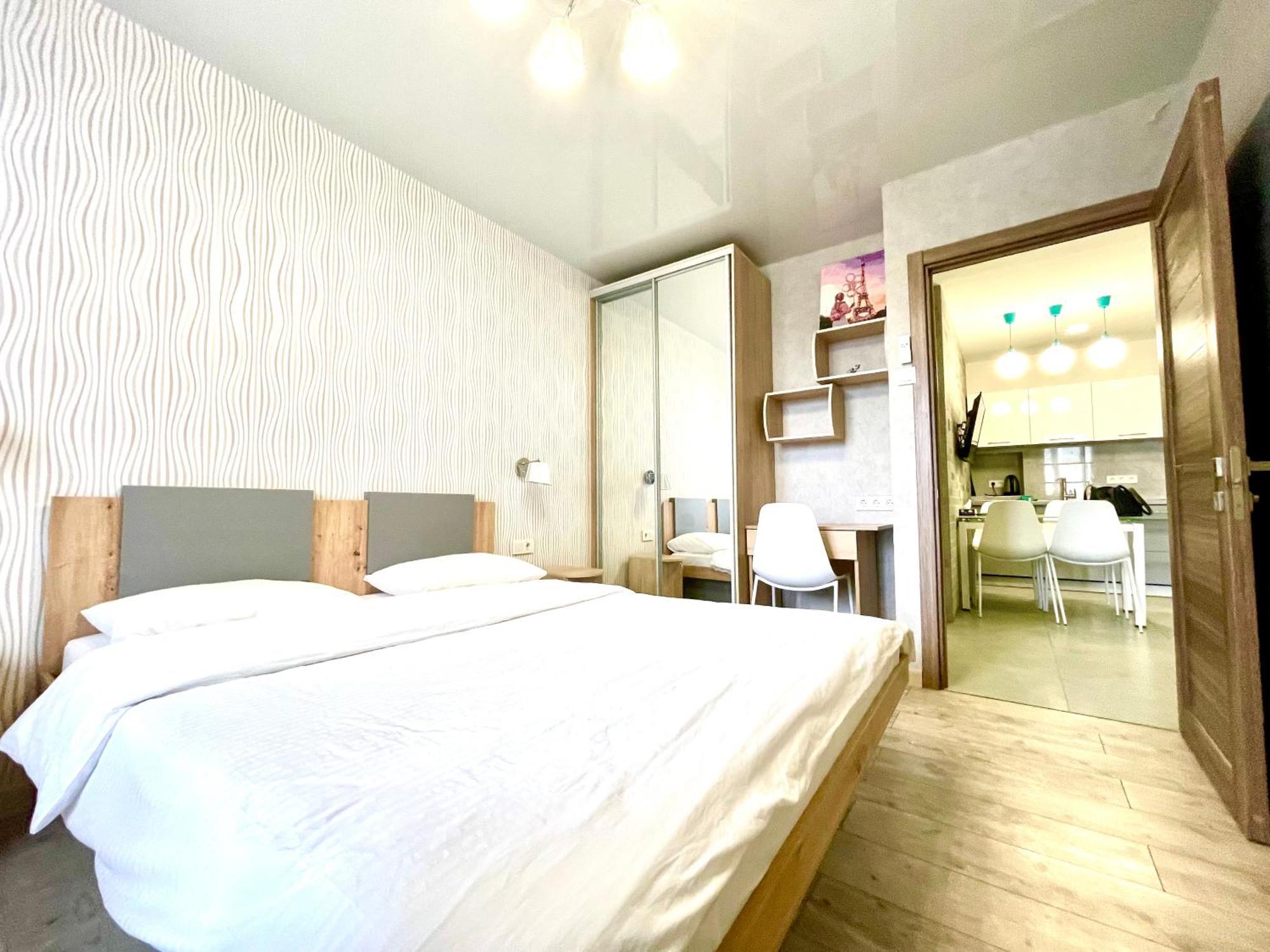 Apartment For Rent In The City Center Of Kharkiv K18 Elinaflats Exterior photo